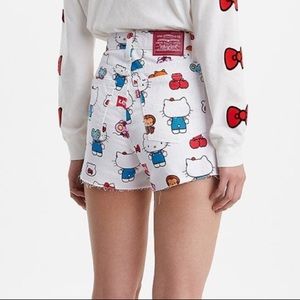 Levi’s ribcage short size 28